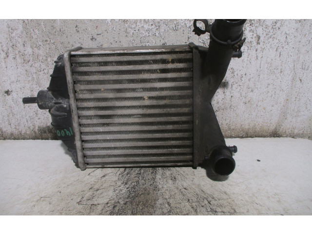 Интеркулер  46836770, 847850000   Fiat Idea 