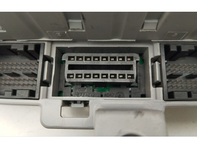 Блок предохранителей 406626, U380 Maserati Quattroporte