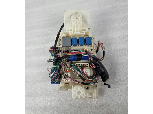 Pojistková skříňka Suzuki Kizashi 2011