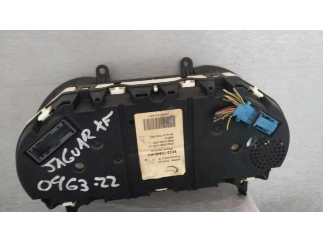 Přístrojová deska  Jaguar XF X250 2008 8X2310849KH  