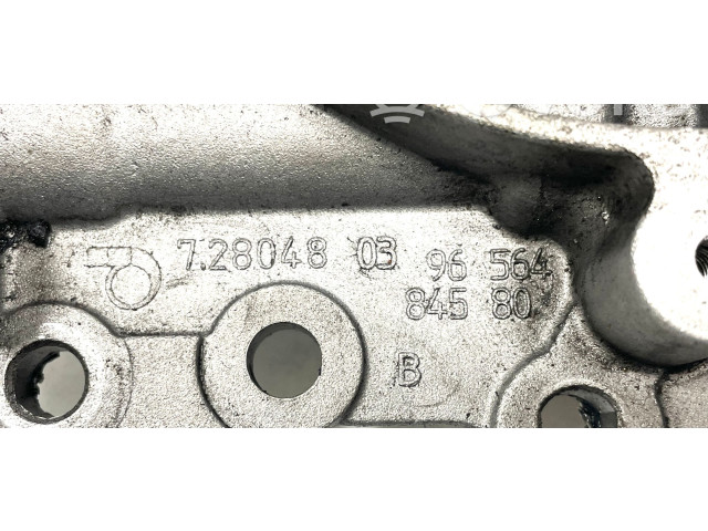 Масляный насос  F6JD 9656484580, 72804803  Ford Fiesta 1.4