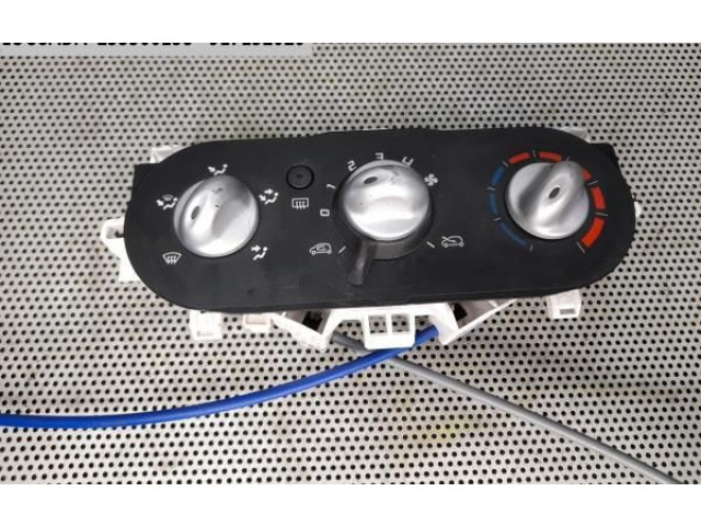 Блок управления климат-контролем    Renault Twingo II