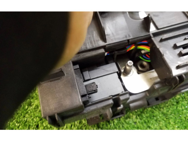 Pojistková skříňka 7P0937548H, 400295 Porsche Cayenne (92A) 2013