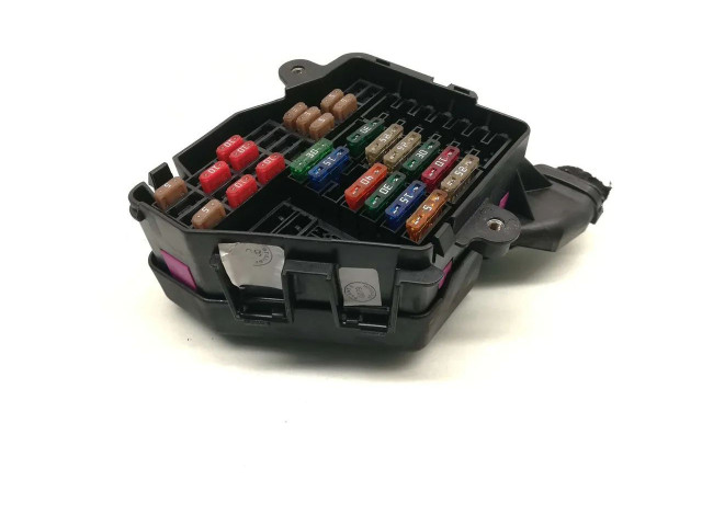 Блок предохранителей  0808223180   Audi A6 S6 C6 4F    