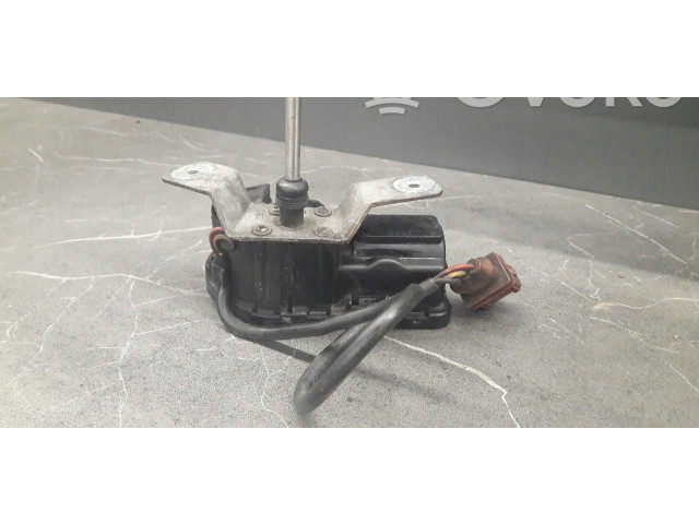 Моторчик дворников Volvo C70