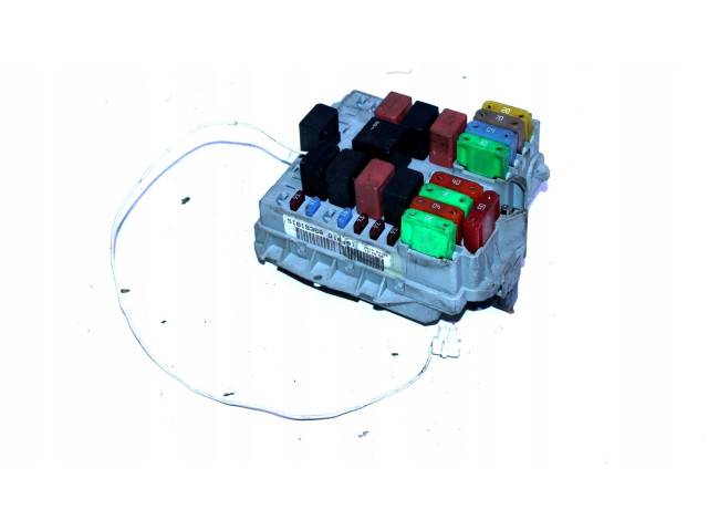 Блок предохранителей 51815360   Fiat Linea    
