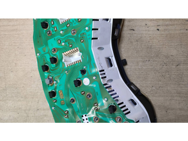 Přístrojová deska Dodge Avenger 1998 MB939368, MB939358