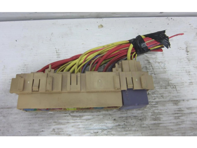 Блок предохранителей 8200241944, 8200241944 Renault Clio III