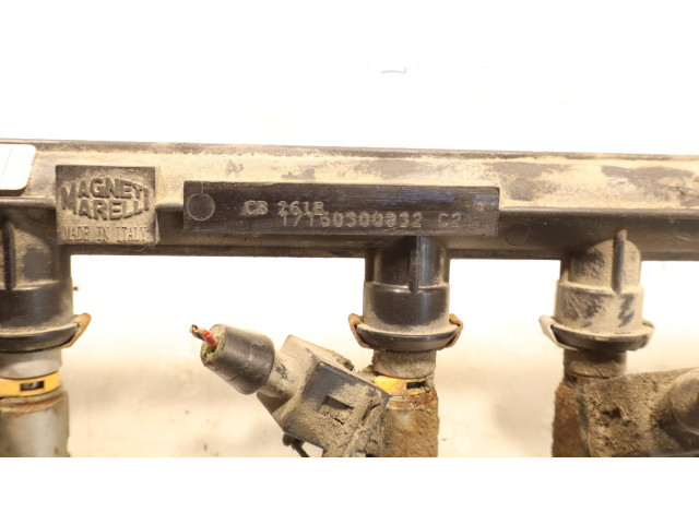 Vstřikovací lišta Fiat Punto (199)