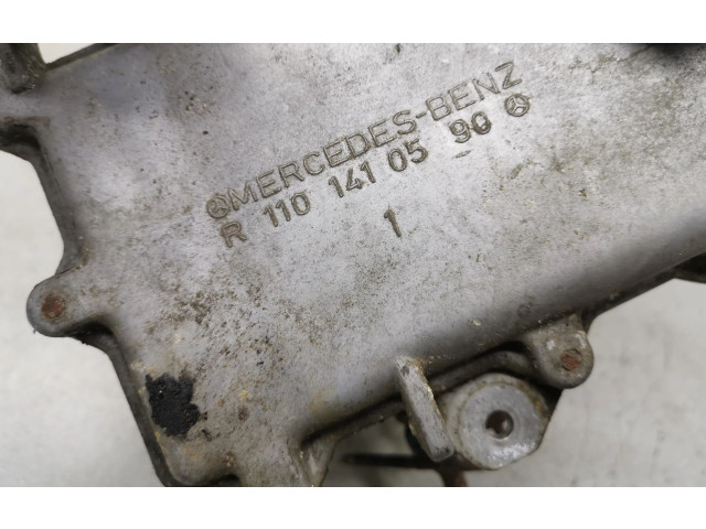 Vstřikovací lišta 0438100011, 0438120032 Mercedes-Benz S W116