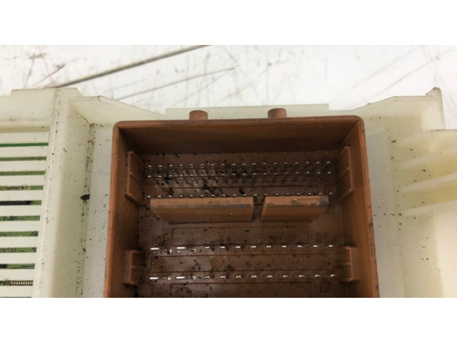 Pojistková skříňka 31327995AA, BG9T14C256HA Volvo XC60 2010