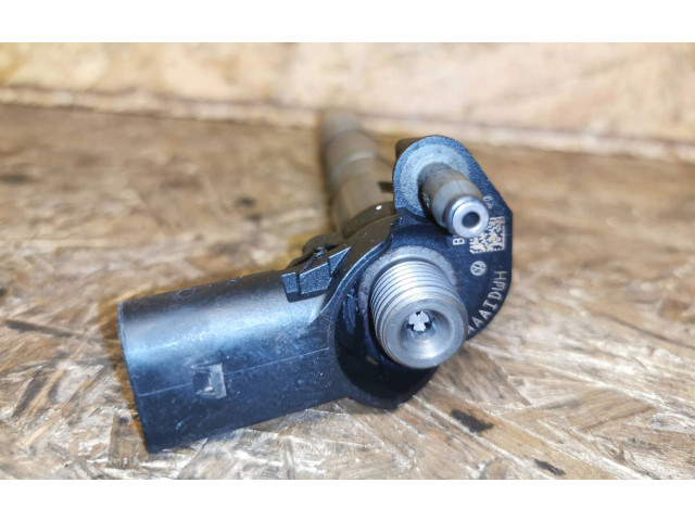 Форсунка 03L130277A, 0445116011    Volkswagen Jetta VI  CBE 