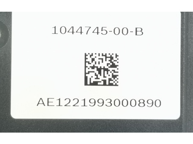 Блок АБС 1103541-00-A, 1044745-00-B Tesla Model 3 2017 - года