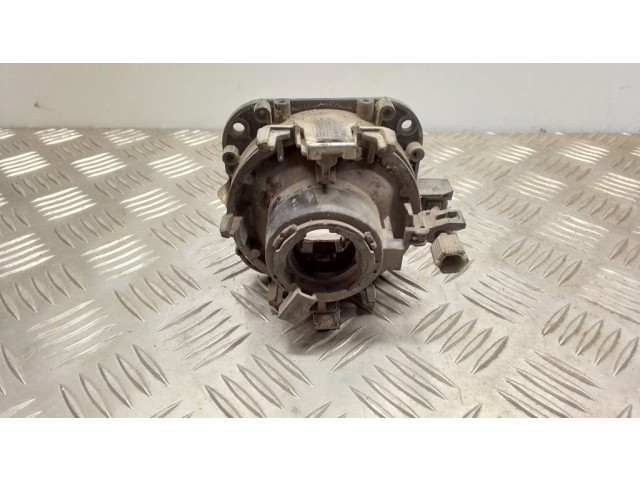 Передняя противотуманная фара