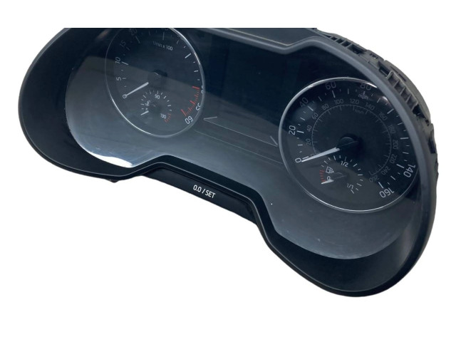 Панель приборов 5E0920961E   Skoda Octavia Mk3 (5E)       