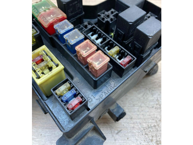 Pojistková skříňka 1342FuseBox, PA66 Mazda 626 1998