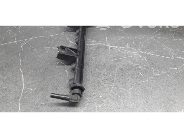 Топливная рампа Renault Clio II