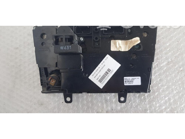 Блок управления климат-контролем 8697137   Volvo XC90