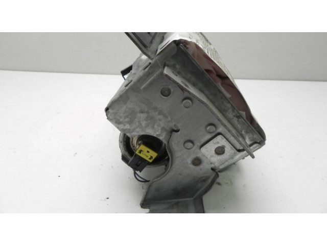 Подушка безопасности пассажира 8200303496, M1600 Renault Clio III