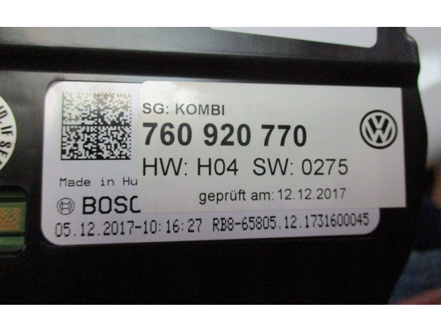 Přístrojová deska Volkswagen Touareg III 2018 760920770