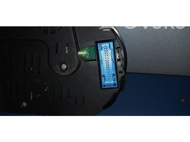 Панель приборов 1J0919861B Volkswagen Bora