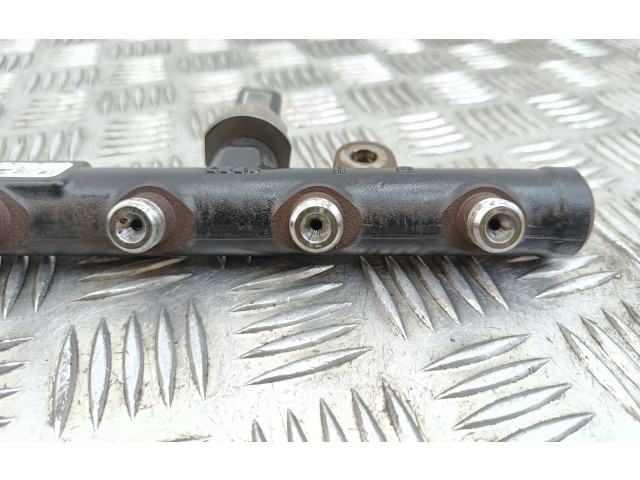 Топливная рампа 9681649580 Citroen C4 I Picasso для двигателя RHJ (DW10BTED4)
