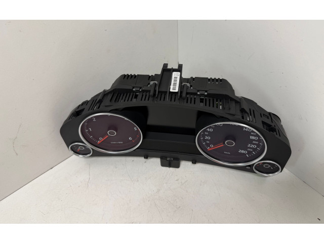 Přístrojová deska Volkswagen Touareg II 2014 7P6920882T