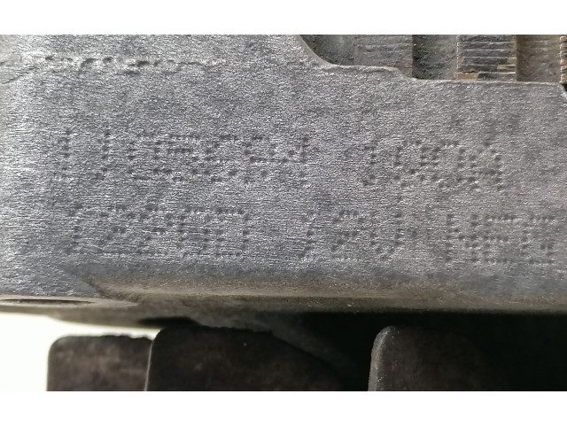 Топливная рампа 1105694100A Volkswagen Transporter - Caravelle T4