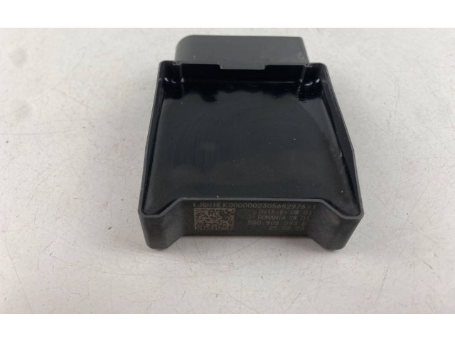 Блок управления топливного насоса 5Q0906093B Skoda Superb B8 (3V) 2015 - 2024 года