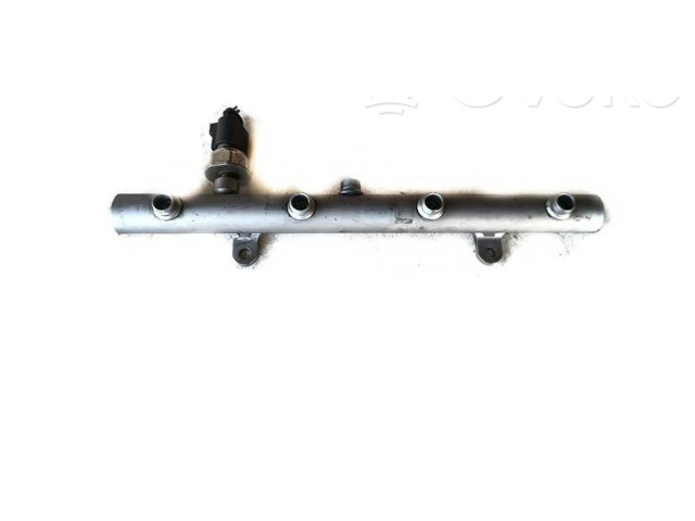 Vstřikovací lišta 057130089K Audi Q7 4L