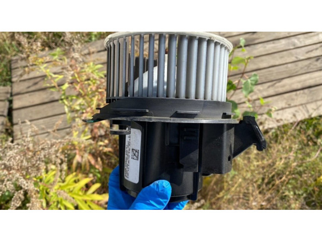 Вентилятор печки V7825001 Mercedes-Benz C AMG W204