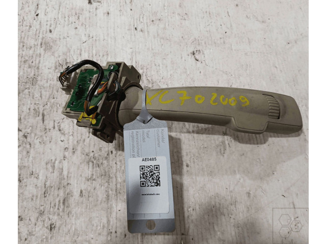 Ручка стеклоочистителей 31275362   Volvo V70