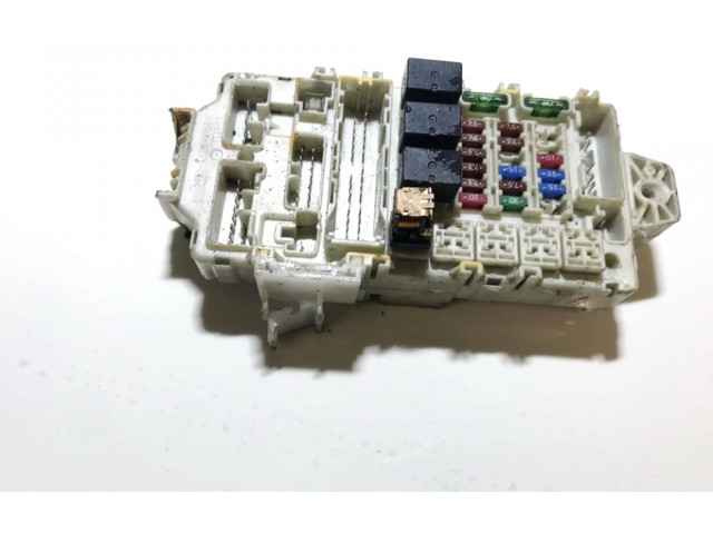 Блок предохранителей 505240315 Mitsubishi Grandis