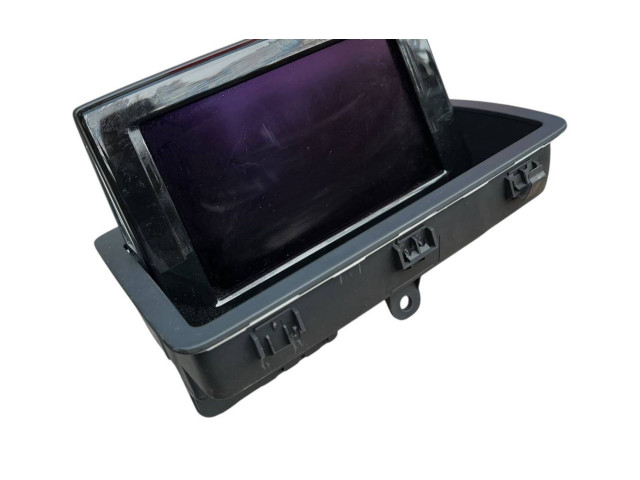 Дисплей 8U0857273A Audi Q3 8U