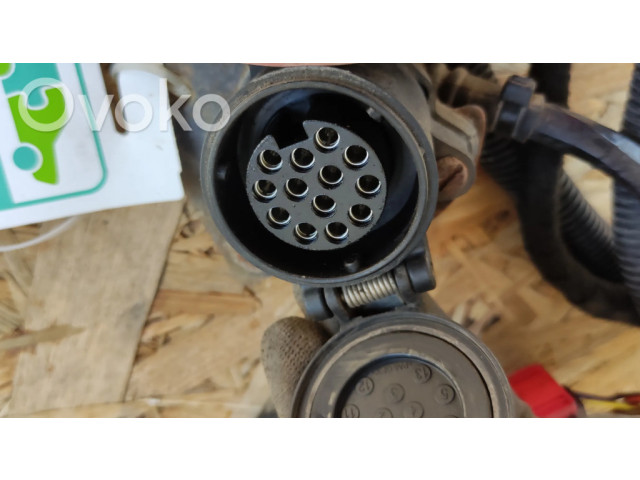 Блок управления крюка для прицепа