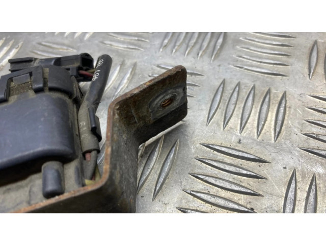 Моторчик стеклоочистителя 9151877, 0390206214 Volvo V70