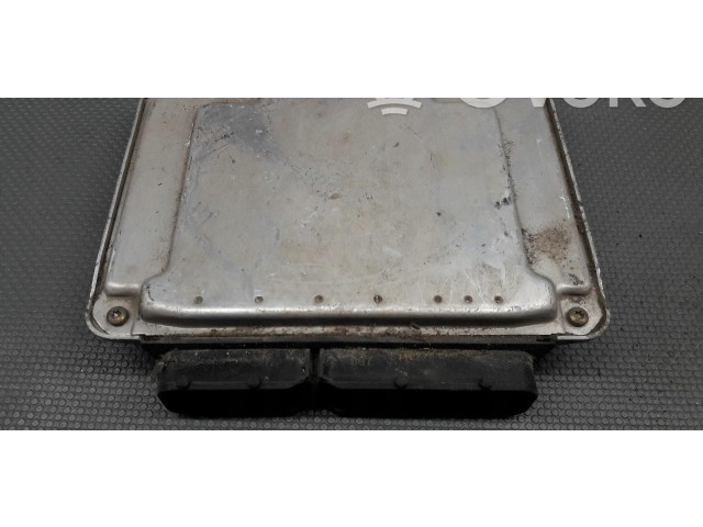 Řídící jednotka 0281010503 Volkswagen Polo III 6N 6N2 6NF 1998