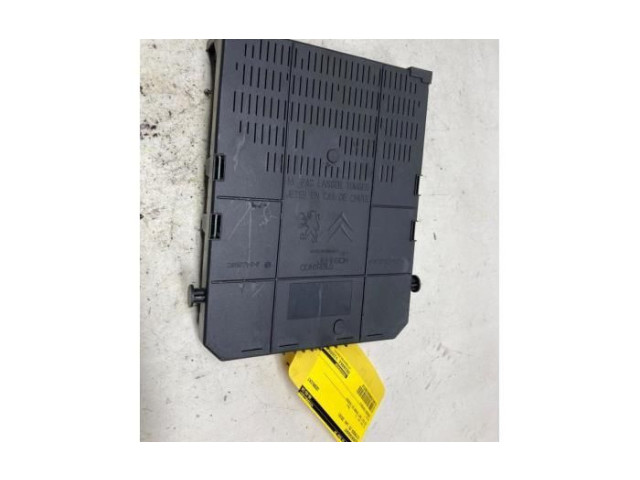 Блок предохранителей 212454502, 9666895680 Citroen C5