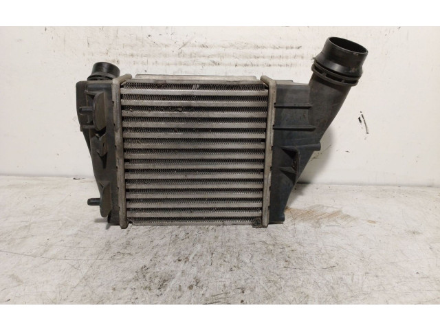 Интеркулер 144613211R, M152151F Renault Twingo II