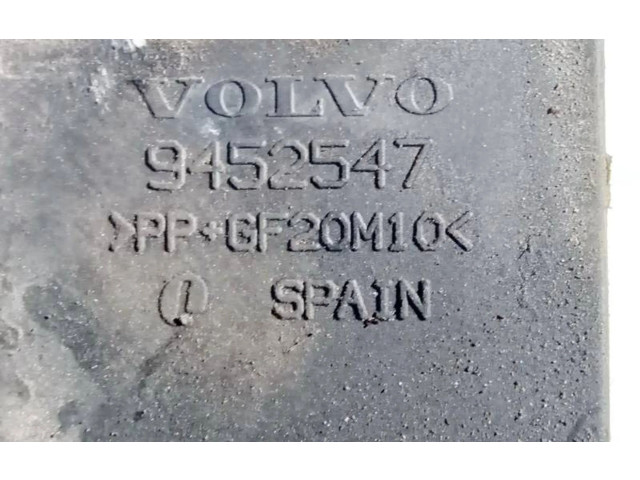 Блок предохранителей  9452547   Volvo XC90    