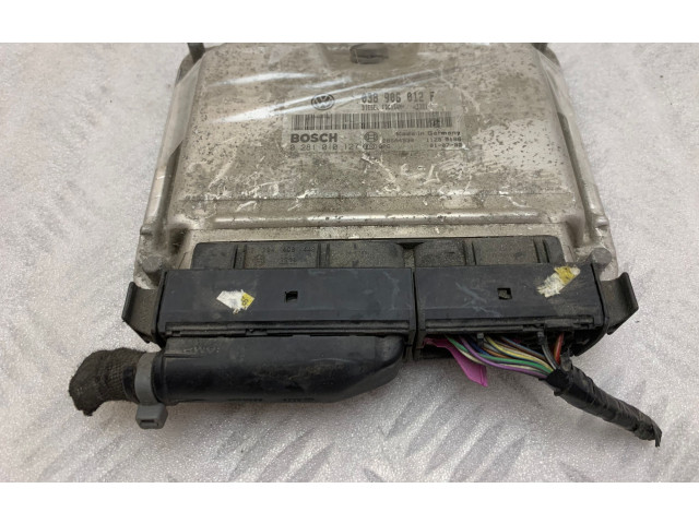 Блок управления двигателя 038906012F, 0281010127   Skoda Octavia Mk1 (1U)