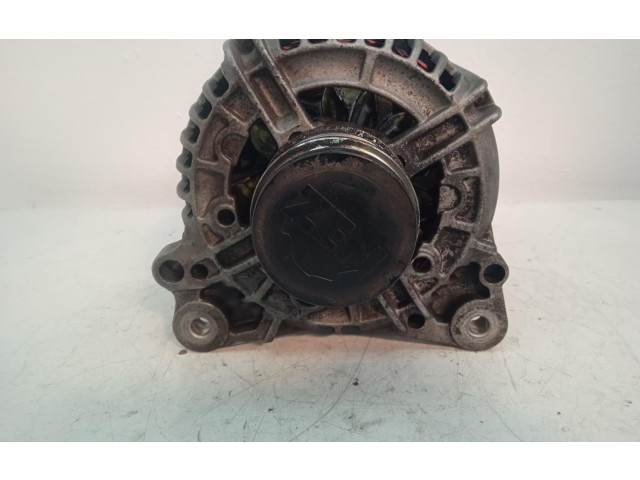 Генератор 0124515083   Volkswagen PASSAT      