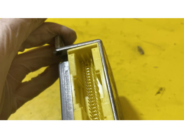 Блок управления надувных подушек