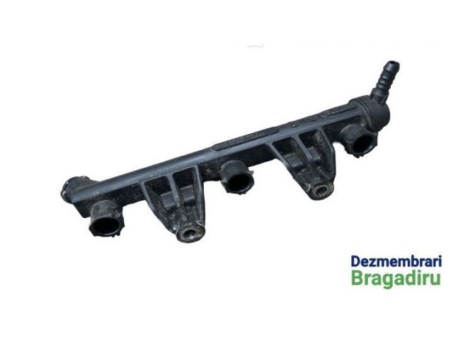 Топливная рампа    Skoda Fabia Mk2 (5J)  