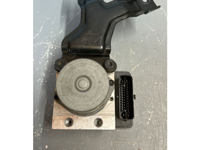 Блок АБС 6158945200, EM320B040203   Hyundai  i20 Active  2016 - 2021 года