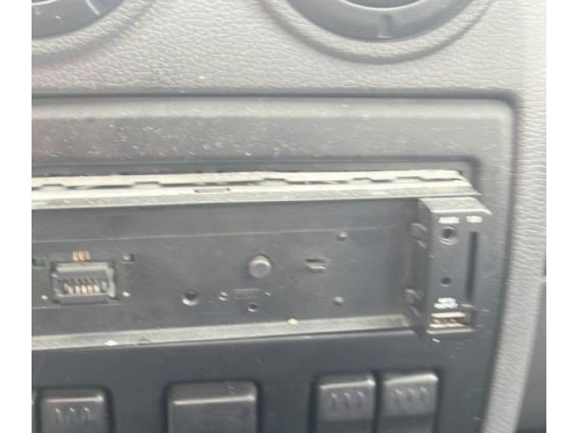 Ручка стеклоочистителей    Dacia Logan I