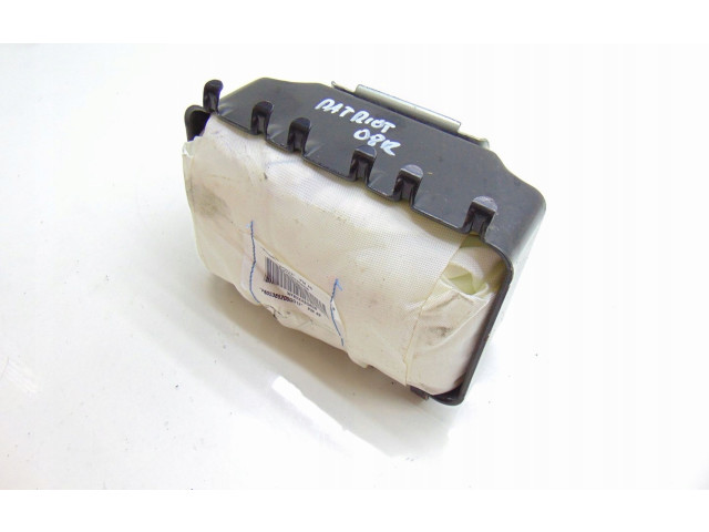 Подушка безопасности пассажира Jeep Compass