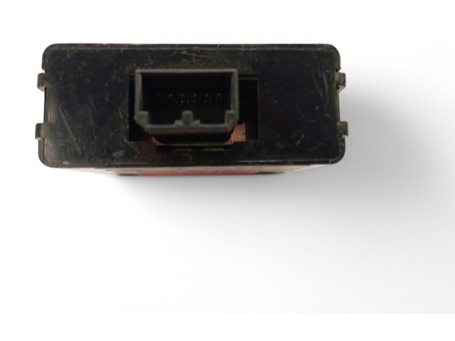 Блок управления MR490294 Mitsubishi L200