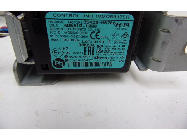 Блок предохранителей 91950-H8520   KIA Rio    