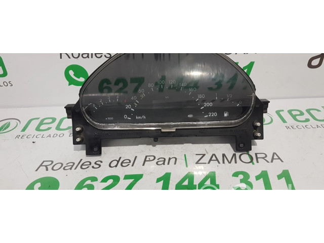 Přístrojová deska  Mercedes-Benz A W168  CUADROINSTRUMENTOS  